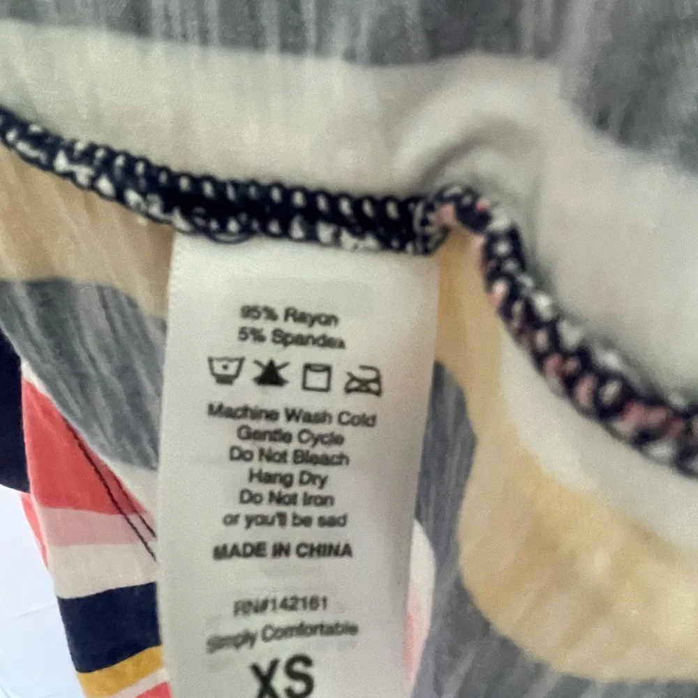 LuLaRoe Pink and Blue Fitted Short Sleeve Tee - Picture 6 of 6